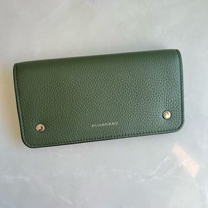 BURBERRY Wallet/phone holder